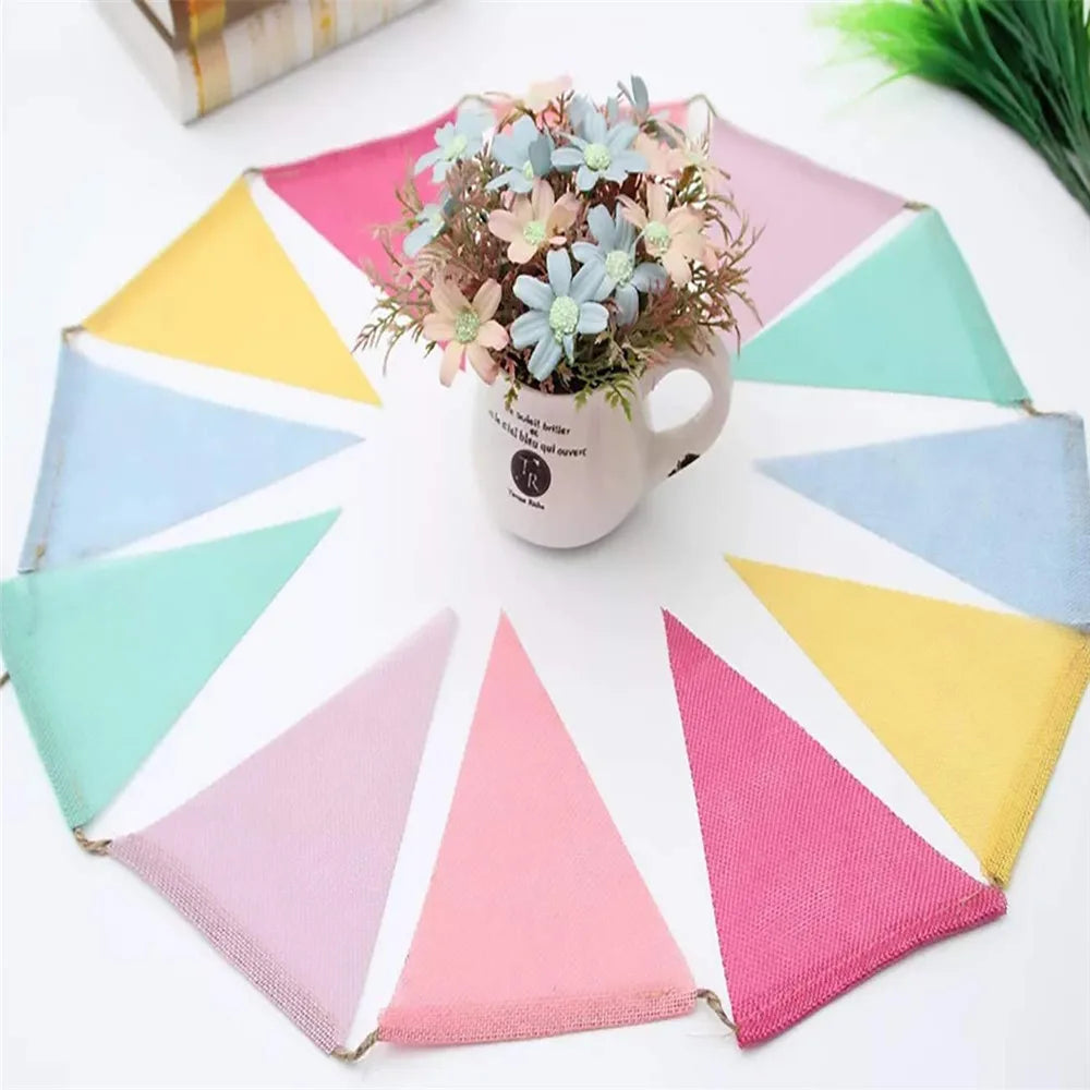 Bunte Wimpelgirlande – 12 Wimpel für Garten, Party & Hochzeit konfetti.world Shipping