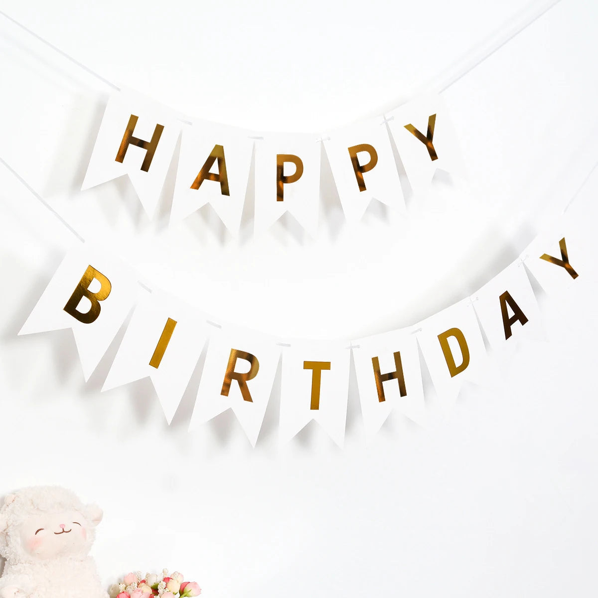 Happy Birthday Banner – 13-teilige Deko-Girlande mit Folienprägung konfetti.world
