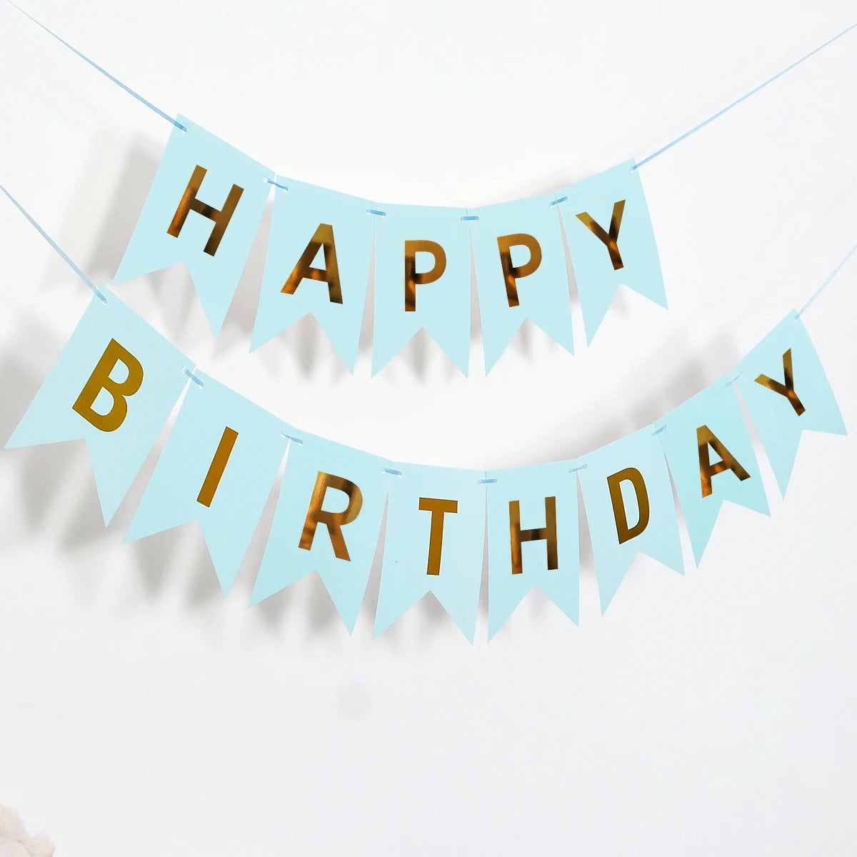 Happy Birthday Banner – 13-teilige Deko-Girlande mit Folienprägung konfetti.world