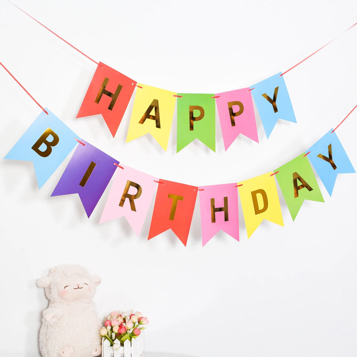 Happy Birthday Banner – 13-teilige Deko-Girlande mit Folienprägung konfetti.world